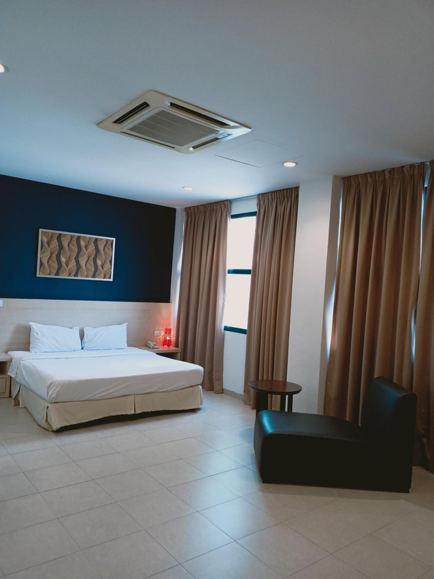 Golden View Serviced Apartments Tanjung Tokong Kültér fotó