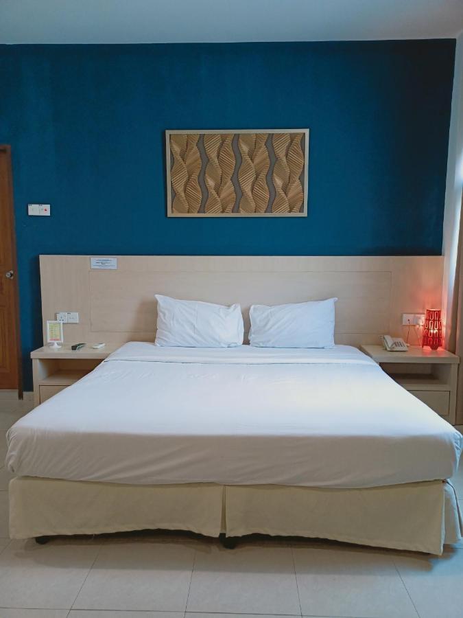 Golden View Serviced Apartments Tanjung Tokong Kültér fotó