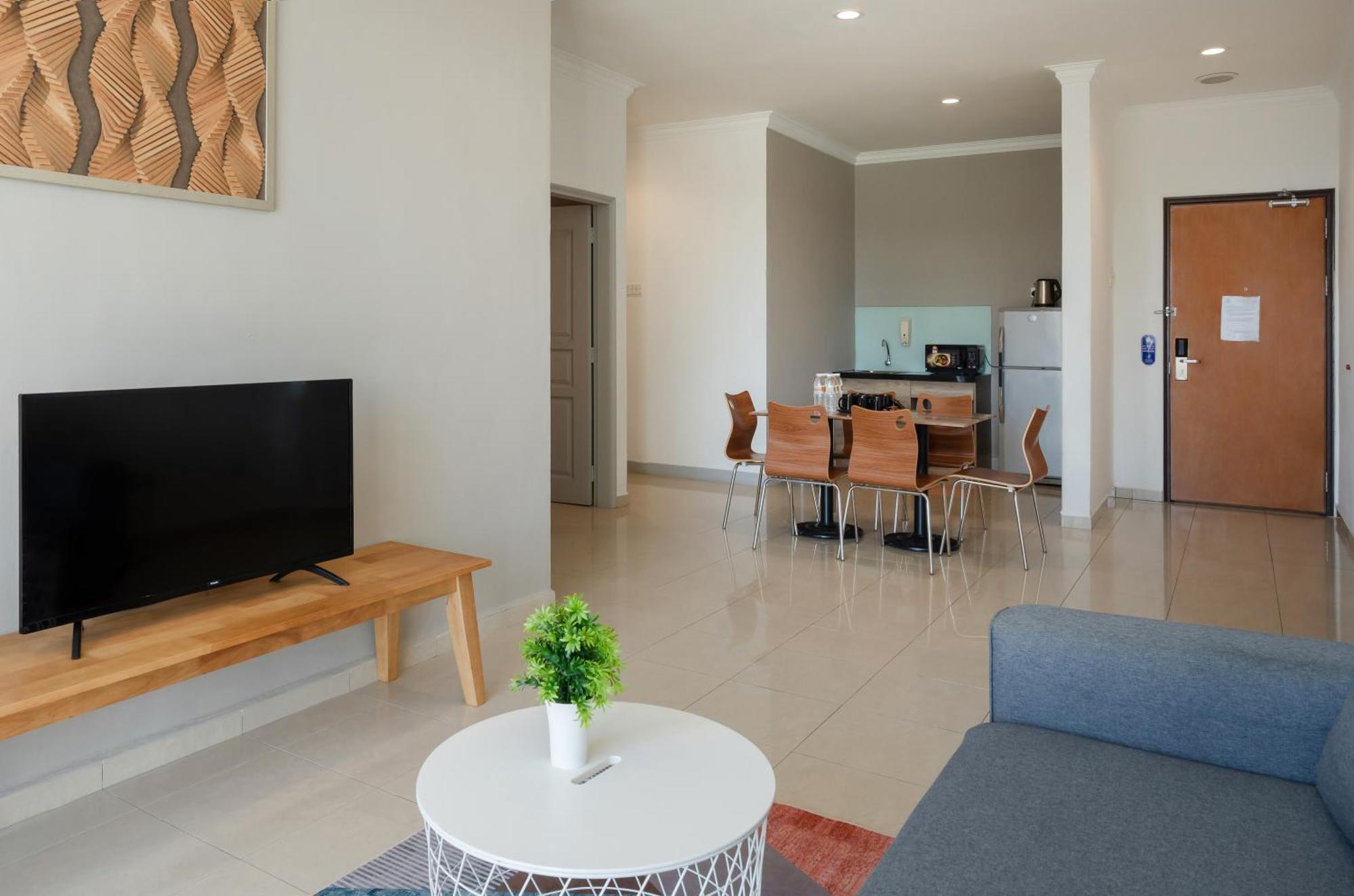 Golden View Serviced Apartments Tanjung Tokong Kültér fotó