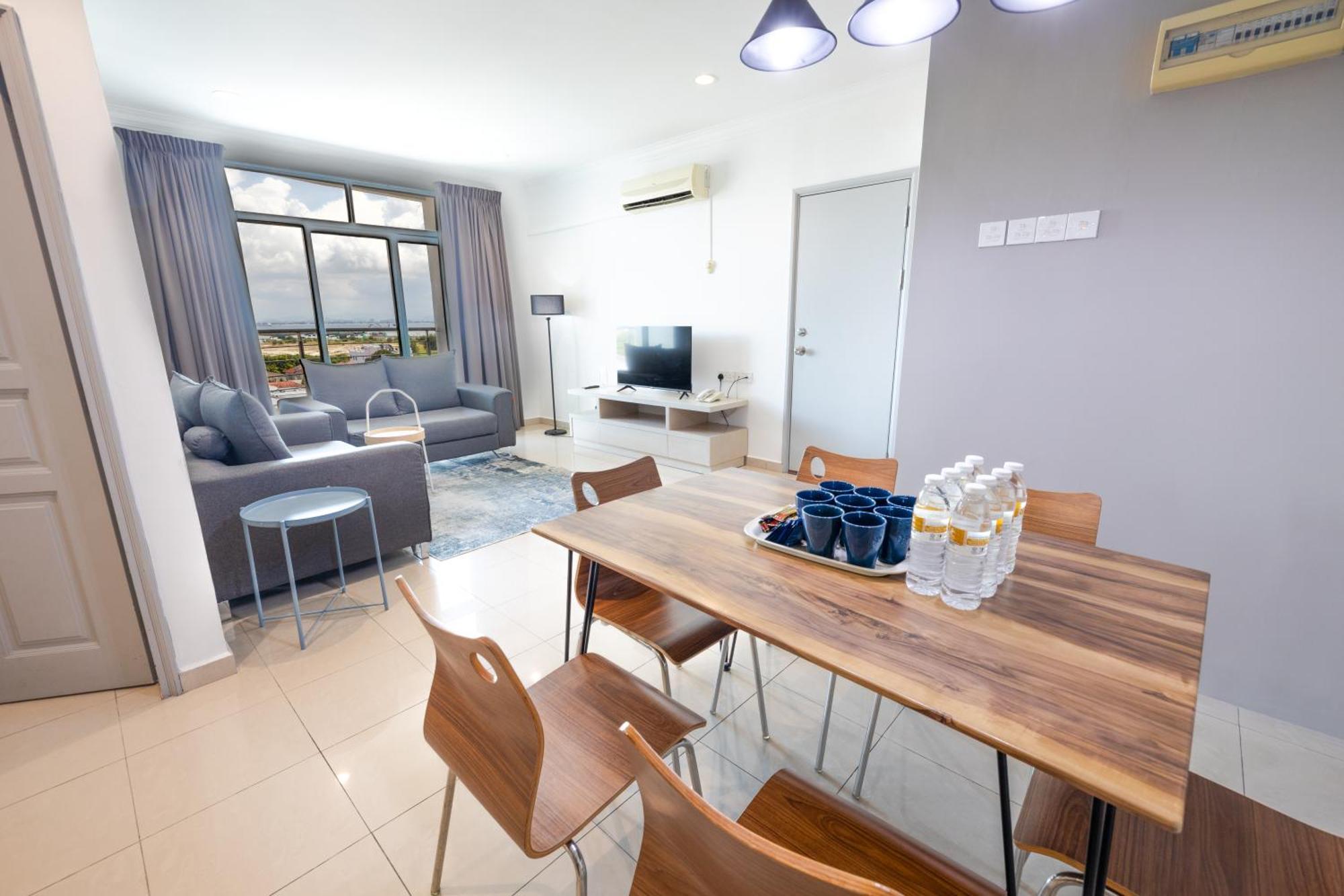Golden View Serviced Apartments Tanjung Tokong Kültér fotó