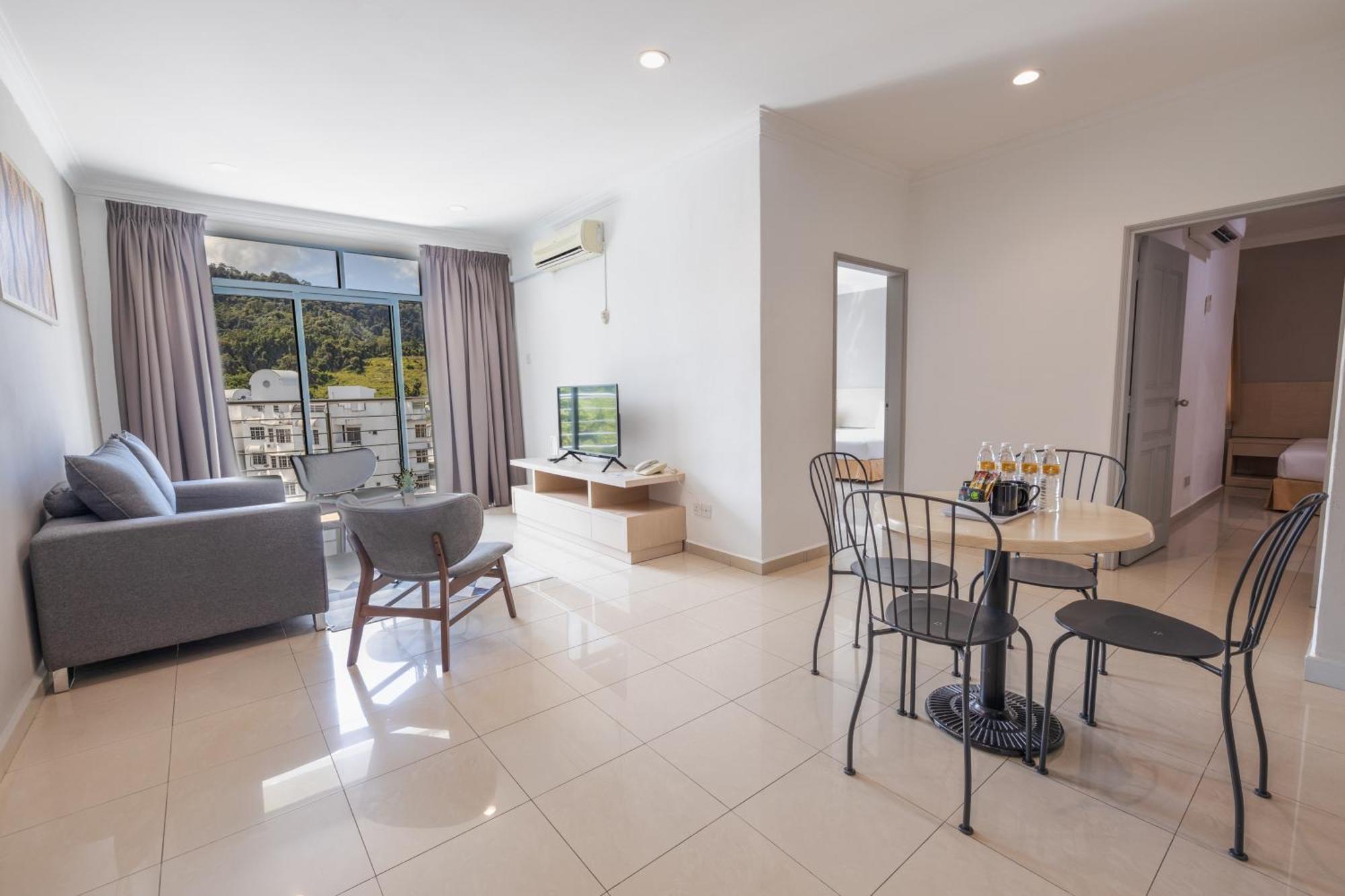 Golden View Serviced Apartments Tanjung Tokong Kültér fotó