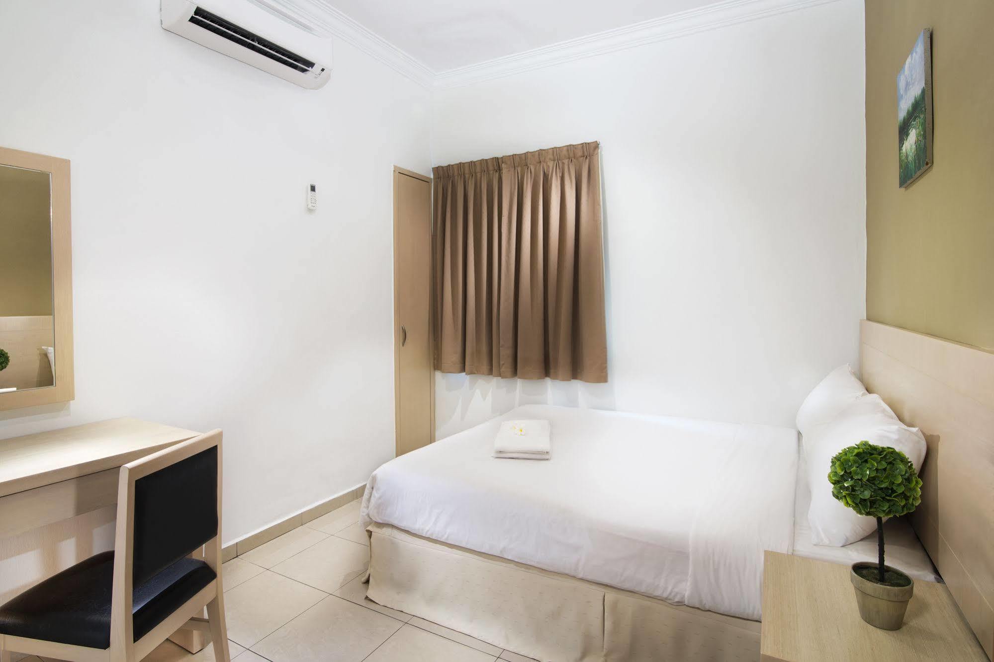 Golden View Serviced Apartments Tanjung Tokong Kültér fotó