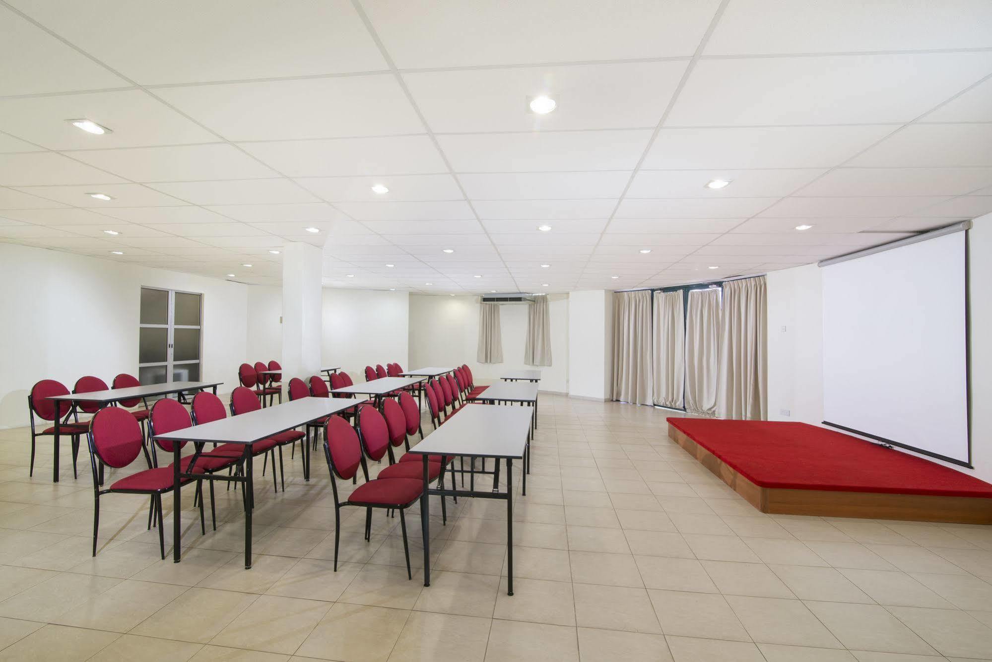 Golden View Serviced Apartments Tanjung Tokong Kültér fotó