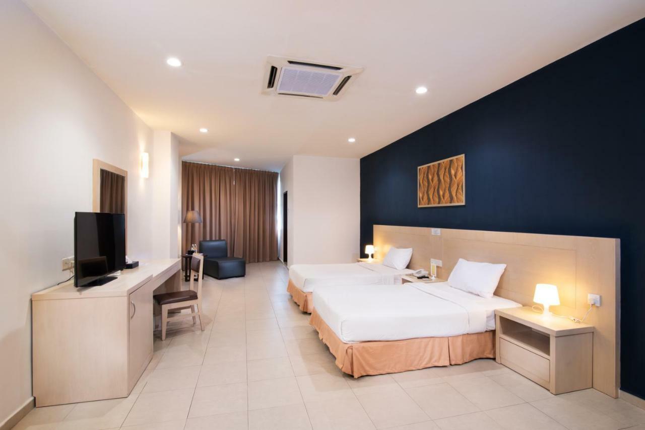 Golden View Serviced Apartments Tanjung Tokong Kültér fotó