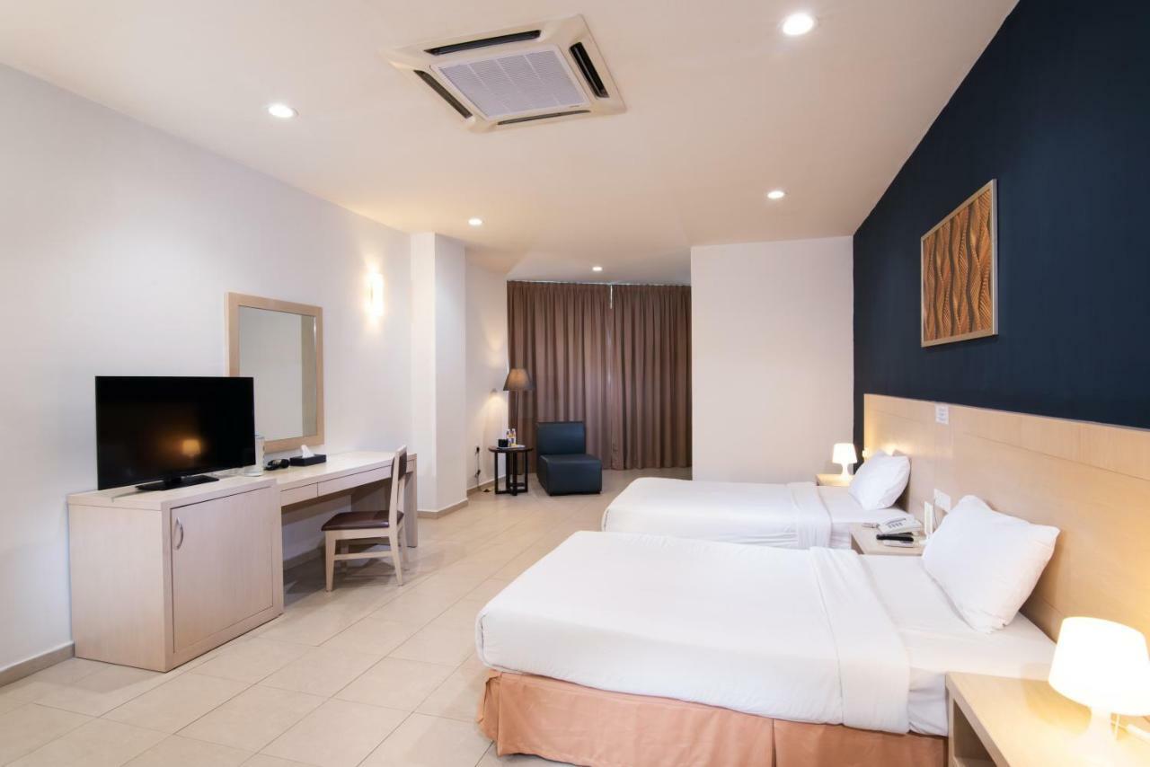 Golden View Serviced Apartments Tanjung Tokong Kültér fotó