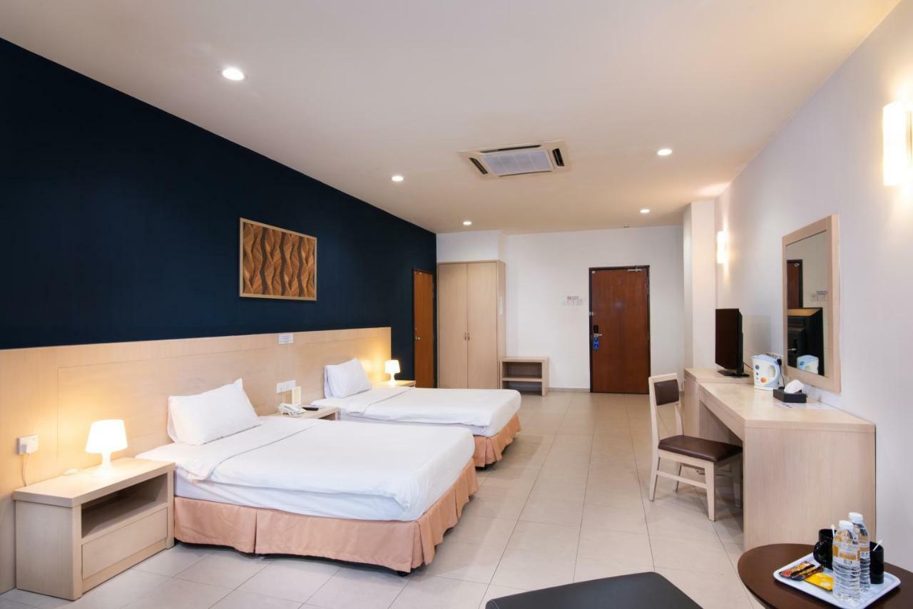 Golden View Serviced Apartments Tanjung Tokong Kültér fotó